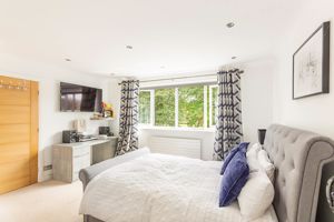 Photo 32- click for photo gallery